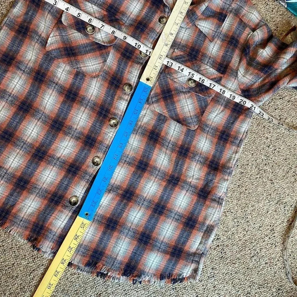 Democracy Plaid Button Up Casual Shirt Shacket Women Size S-L Pockets - Picture 2 of 8